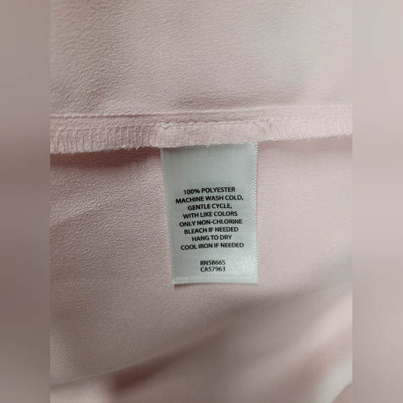 Halogen M Pink Shimmering Top Like New Condition - Picture 4 of 4